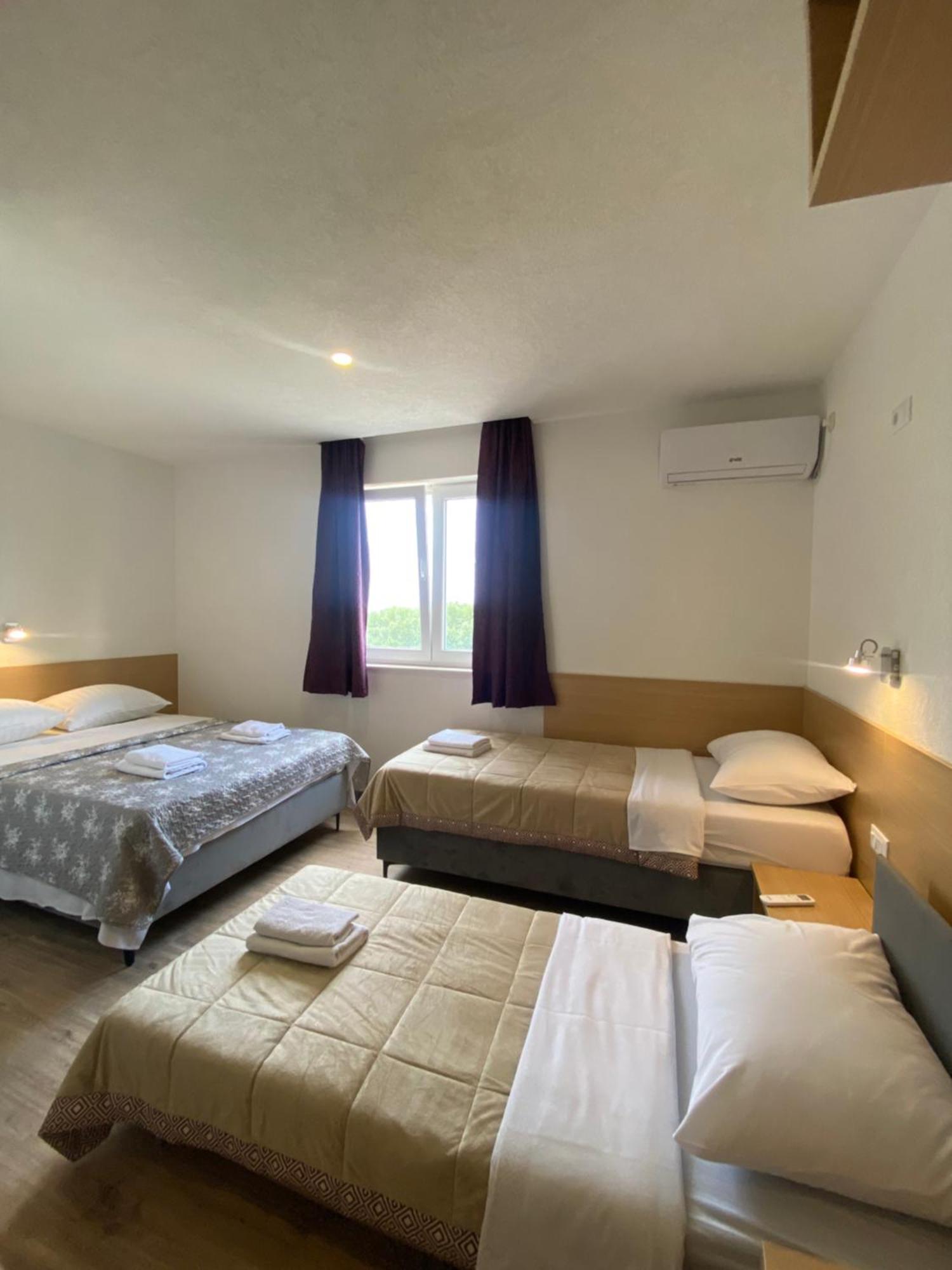 Pansion Raspudic Bed & Breakfast Međugorje Екстериор снимка